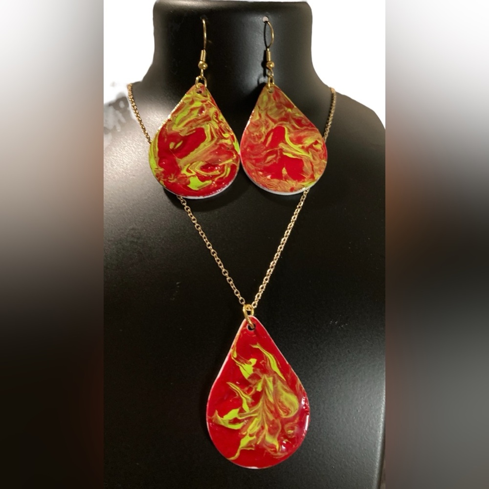 Christmas Red and green acrylic pour teardrop jewelry set